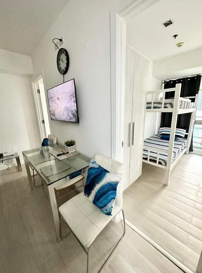 Apartment 2 Bedroom Azure Beachview Manila